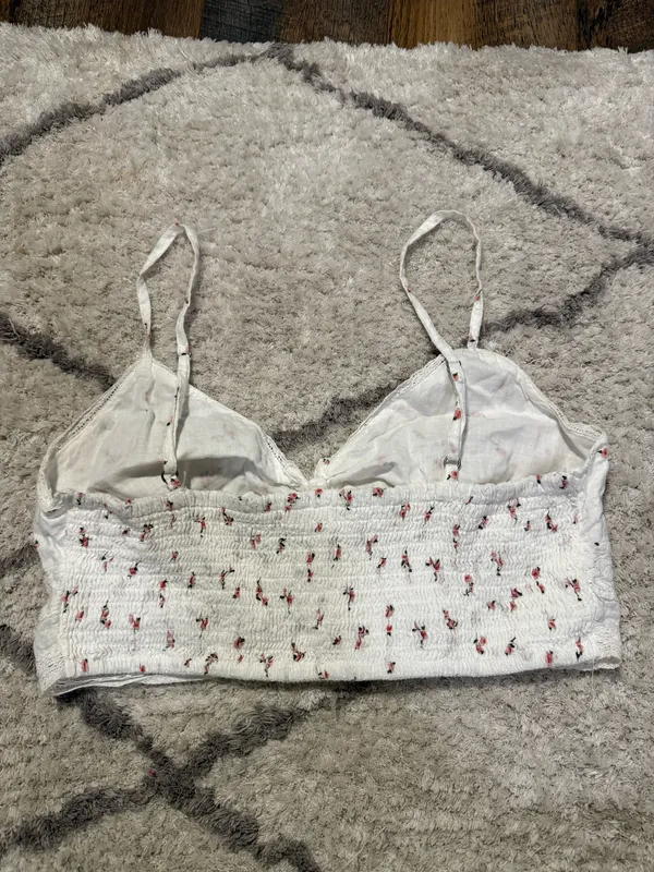 Floral Cropped Aeropostale Top - Image 3