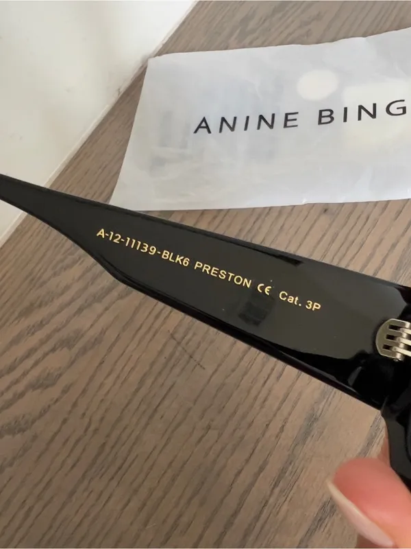 Anine Bing Preston Sunglasses in Black - Image 6