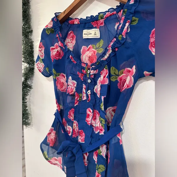 Abercrombie & Fitch Y2K Sheer Floral Short Sleeve Blouse Ruffle Size XS - Image 5