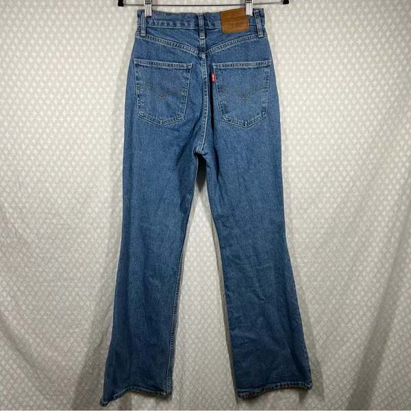 Levi’s‎ Premium Medium Wash 70s High Flare Jeans - Image 5