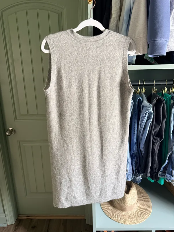 Vince Grey Cashmere Sleeveless Sweater Vest Tunic - FLAW - Image 4