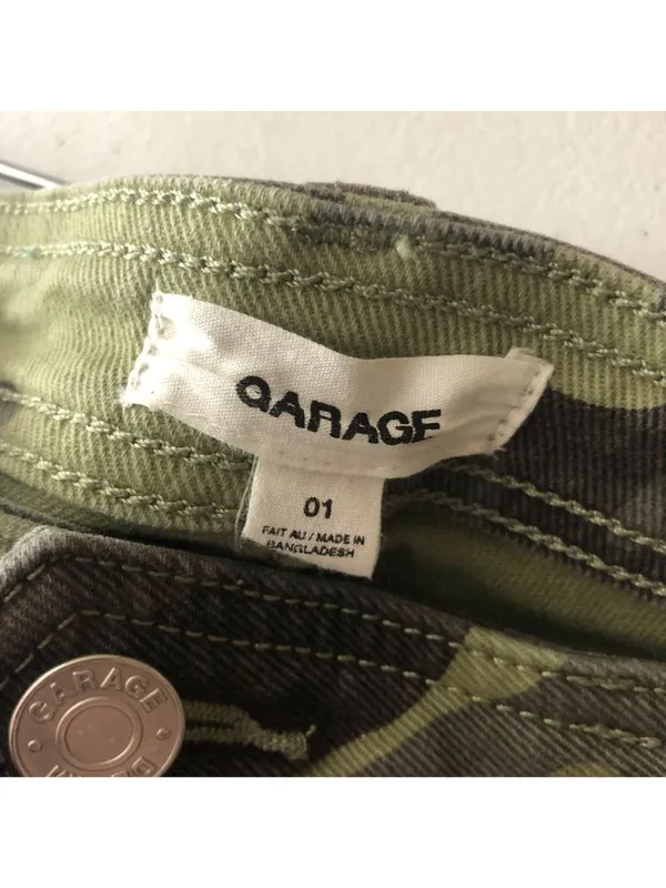 Garage Womens Camo Flare Jeans Size 01 Low Rise Distressed Hem Green - Image 5