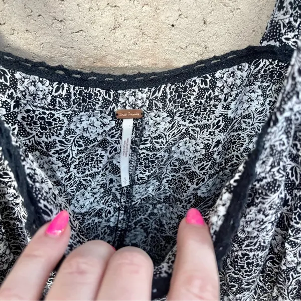 Free People Sweet Caroline Tank Blouse Size Small S Ruffle Dainty - Image 6