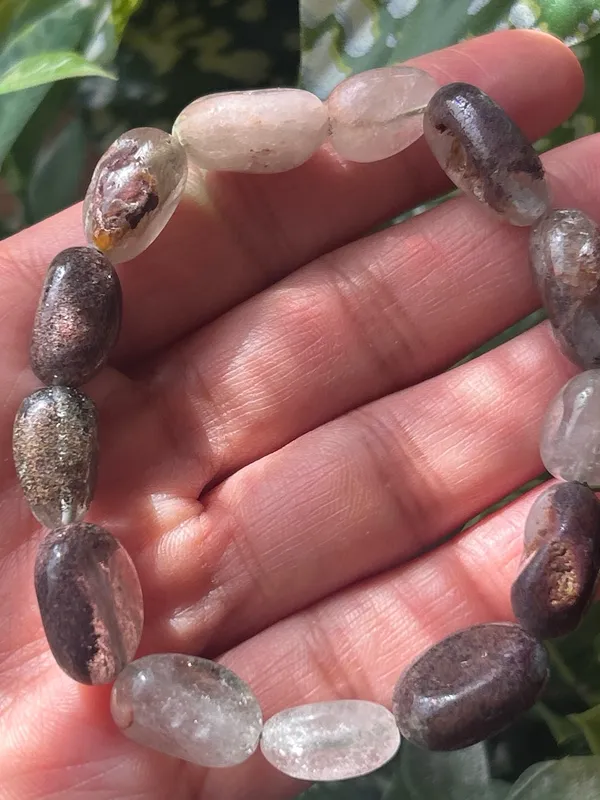 Garden quartz lodolite crystal stretch bracelet - Image 3