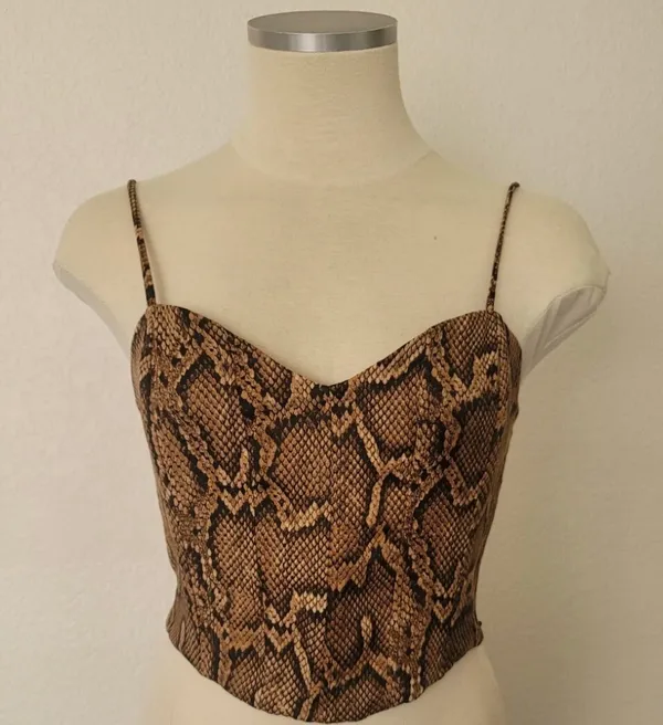NWOT Zara snakeskin corset style cropped top - Image 2