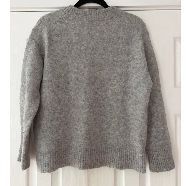 Vince Grey Alpaca Blend Fuzzy Crew Neck Sweater‎ Large L/G Heathered Knit - Image 3