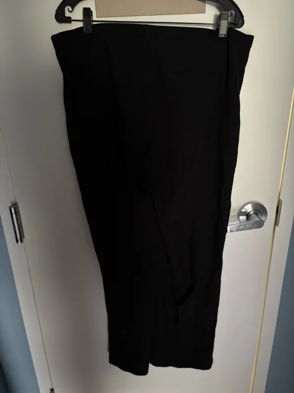 GAP Women's Black Dress Pants Straight Leg Flat Front Solid Regular Fit - Image 9