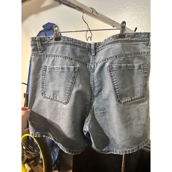 vintage High Waisted Denim Shorts Light Wash Jean jort Plus Size 18 Faded Glory - Image 4