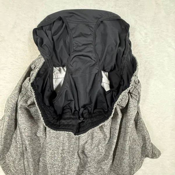 Lululemon Tracker Short V Heathered Black Gray Athletic Running Shorts Size‎ 12 - Image 5