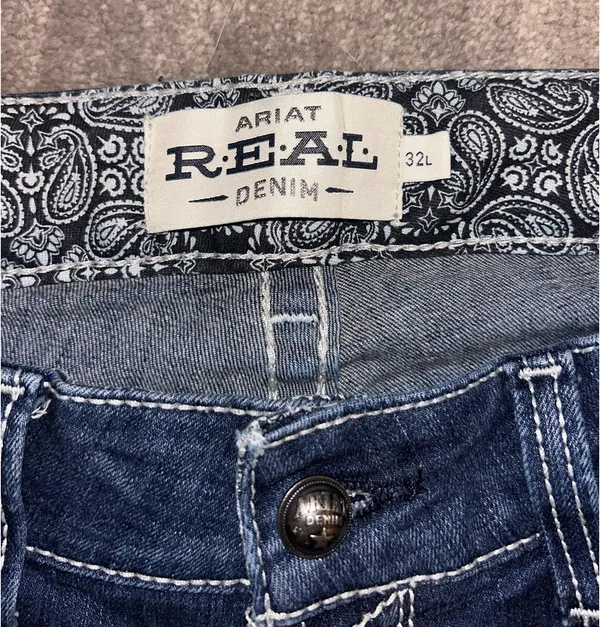 Ariat Bootcut Jeans - Image 4