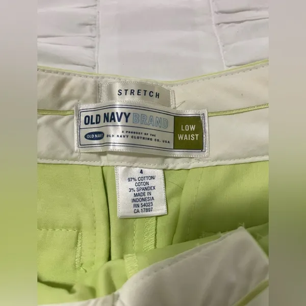 Old Navy Low Waist Pants- size 4 - Image 2