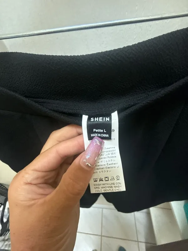 SHEIN Essnce Black High Waist Plicated Tapered Pants - Image 2
