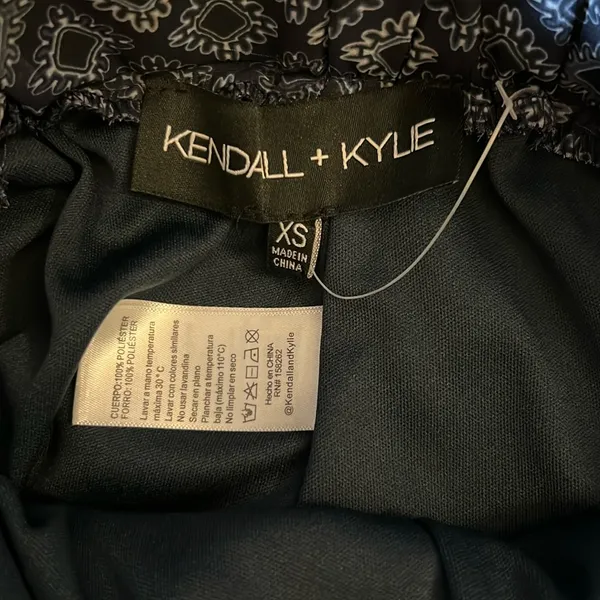 Kendall + Kylie Size XS Ruffled Boho Skort - Image 6