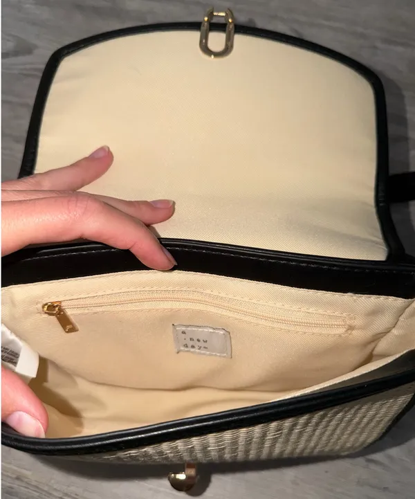 A New Day Raffia Shoulder Bag - Image 4