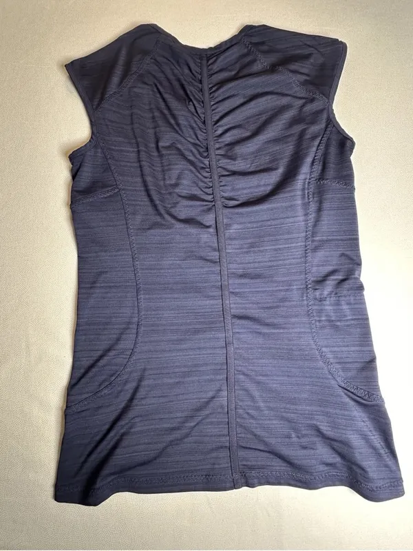 Athleta Navy Sleeveless Zip Front Athletic Top Women’s Medium - Image 9