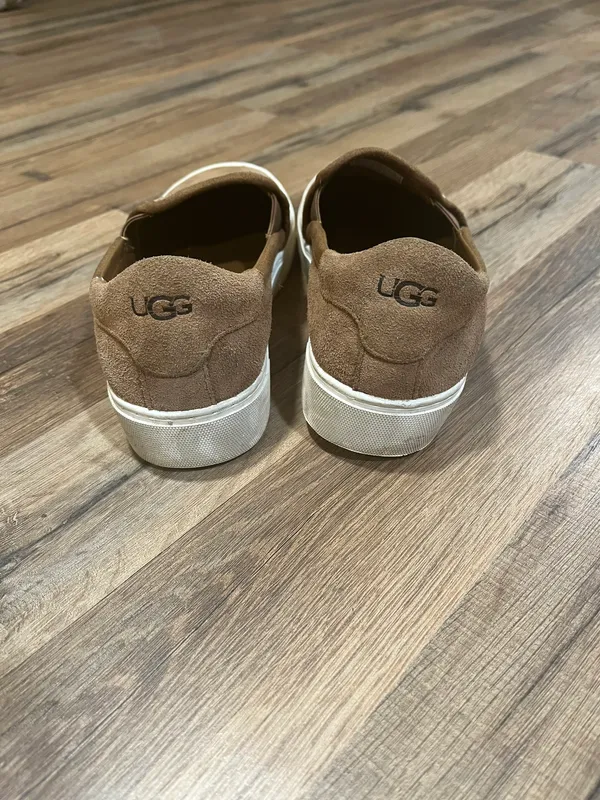 UGG Platform Shoes - Image 3