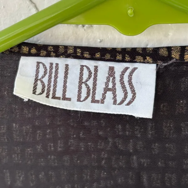 Bill Blass Coverup - Image 3