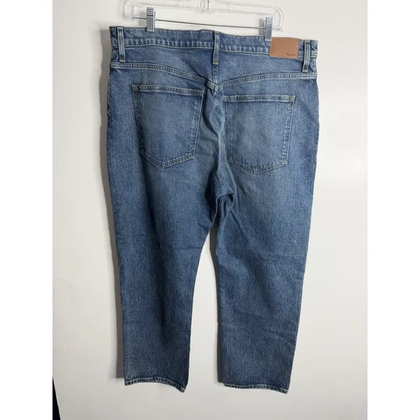 Madewell The '90s Straight Crop Jean Concho Wash‎ Size 33 Minimalist Casual - Image 3