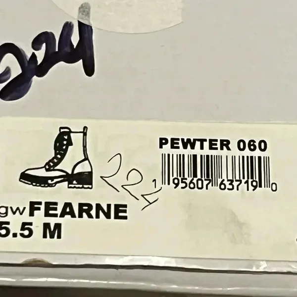 🆕Guess Fearne Pewter Combat Boots & Box - Image 8