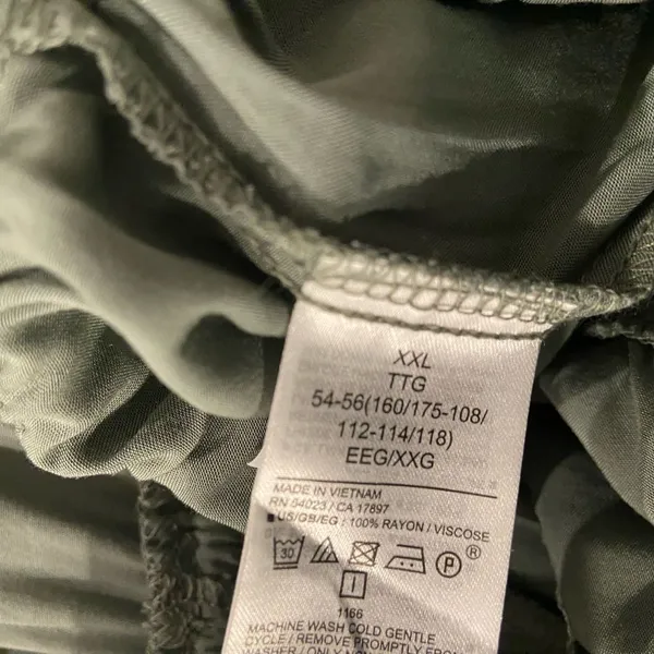 NWT Gap Size XXL Sage Green Adjustable Strap CroppedWide Leg Flowy Romper - Image 10