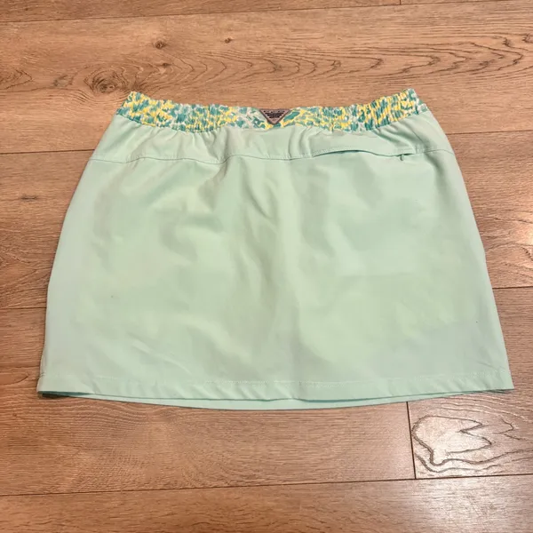 Columbia Womens Mint Green Floral Waist Golf Skort 10L Medium Built in Short‎ - Image 2