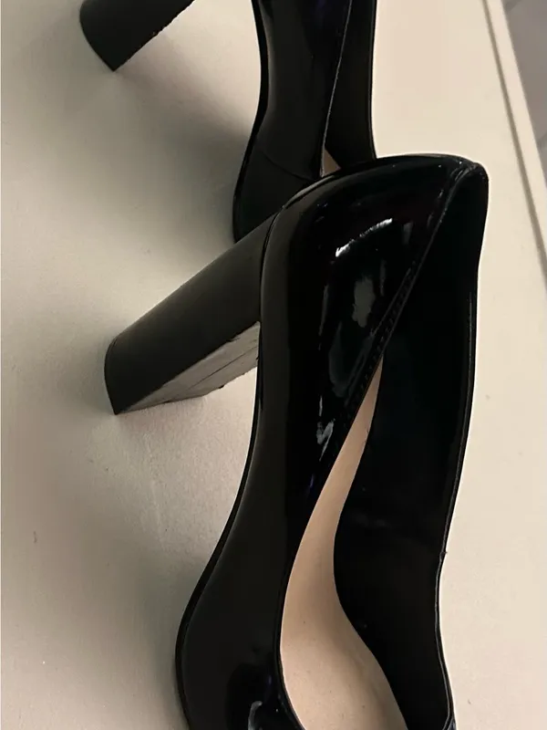Nine West Classic Black Patent High Heel Pumps 7.5 M - Image 11