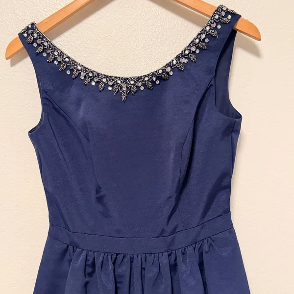 Davids‎ Bridal Faille Dress Sz 4 Formal Beaded Neckline Cutout Back Fit Flare - Image 6