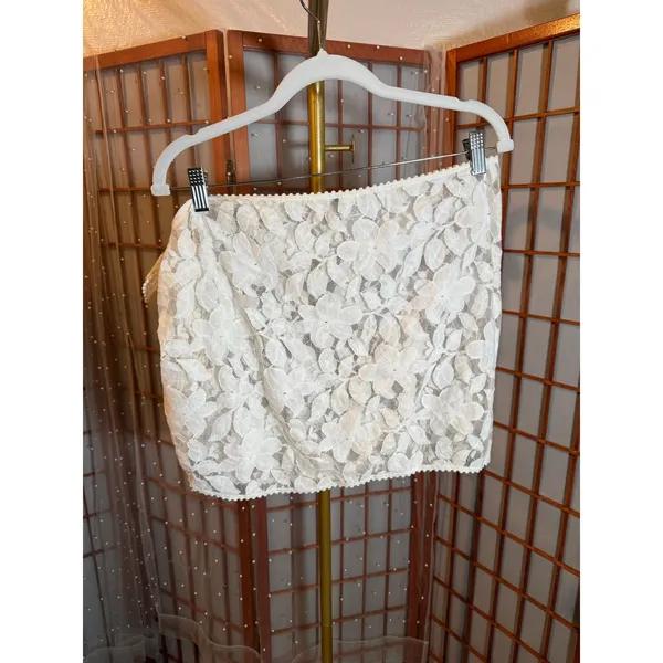 Robin Piccone Wrap Mini Skirt Women's One Size White Pom Pom Trim Beach Cover Up - Image 2
