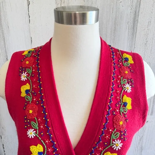 Vintage Floral Embroidered beaded Vest‎ small Unique Embellished Knit boho - Image 5