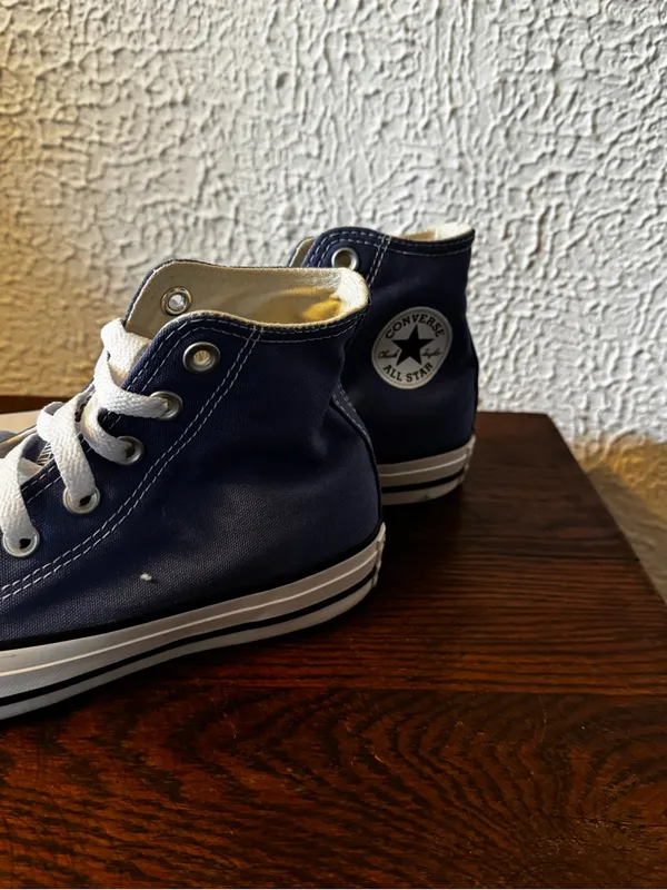 Converse High-Top Sneakers in Blue and White - Image 2