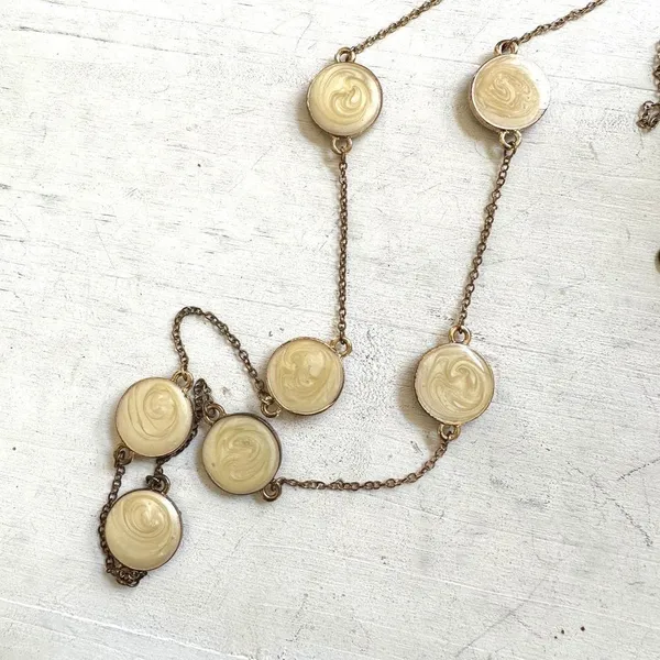 Gold tone yellow circle long chain necklace - Image 6