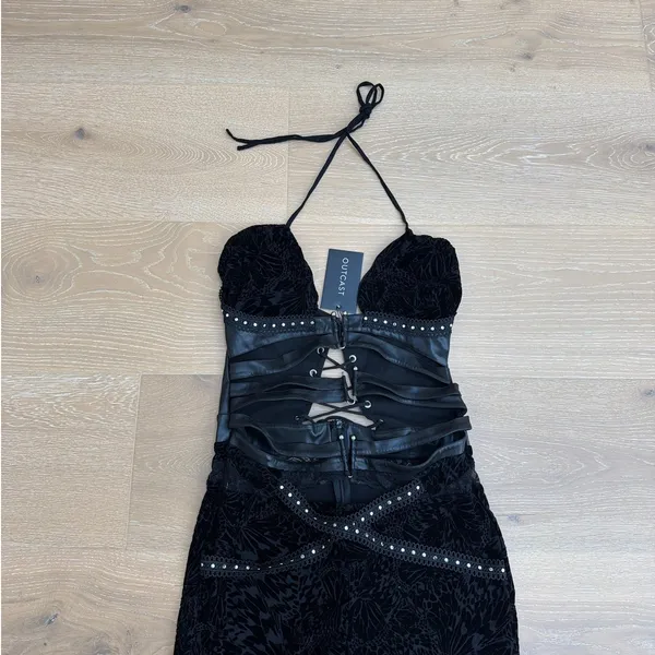 Outcast Jumpsuit Lace Cutout Halter Macy Size L Black - Image 2