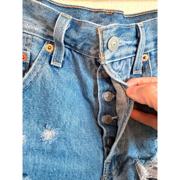 Levi's Denim Shorts Women 24 Blue 501 Original High Rise Distressed Cut Off - Image 4