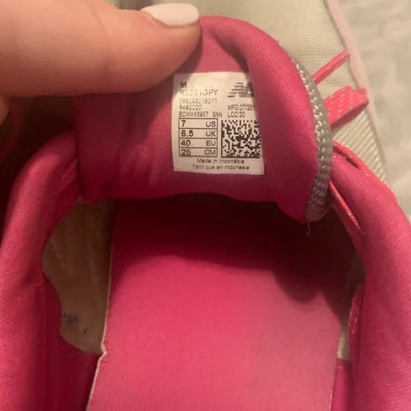 New Balance Grey & Pink Retro Mesh Suede Sneakers - Image 7