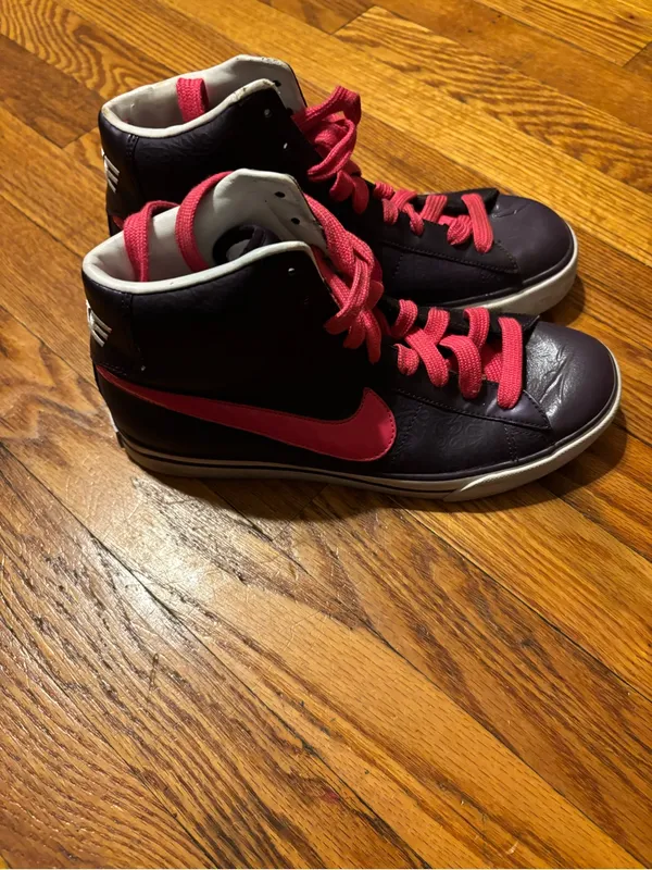 Nike Women's Sweet Classic High size 6 - Image 2