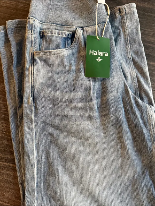 Halara Women’s Light Blue Jeans High Rise wide leg - Image 2