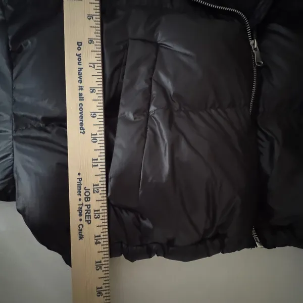 Urban Outfitters Black Cropped Puffer Jacket Quilted Zip Up Small Y2K Sreetwear - Image 6