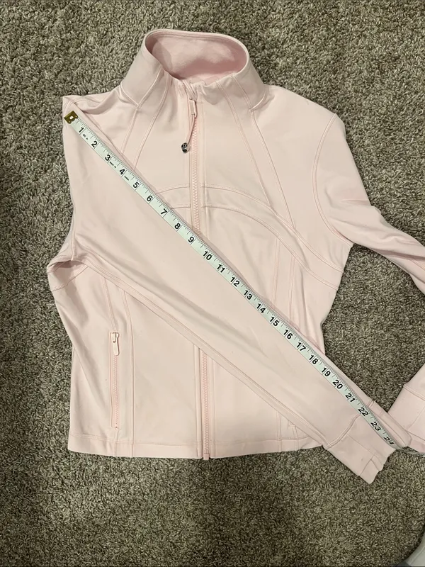 Lululemon Define Cropped Zip Up Jacket in Pink Size 8 - Image 6