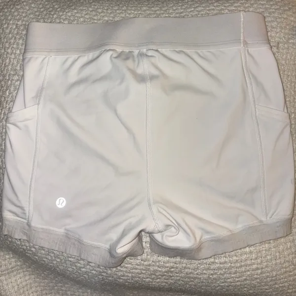 Lululemon Morning Match Short 3.5" - Image 2