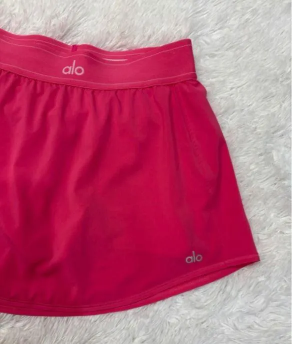 Alo Yoga Match Point Tennis Skirt Fluorescent Pink Coral - Image 4