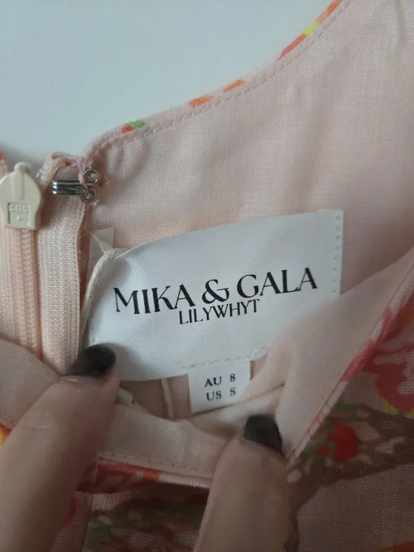 Mika & Gala Floral Puff Sleeve Mini Dress - Image 3