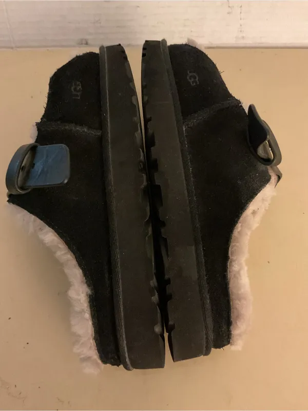 UGG women black suede leather sheepskin platform greenpoint sandals 6.5 - Image 7