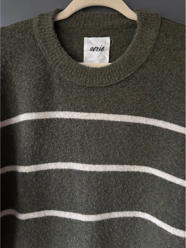 Aerie Olive Green and White Striped Sweater XS - Image 3