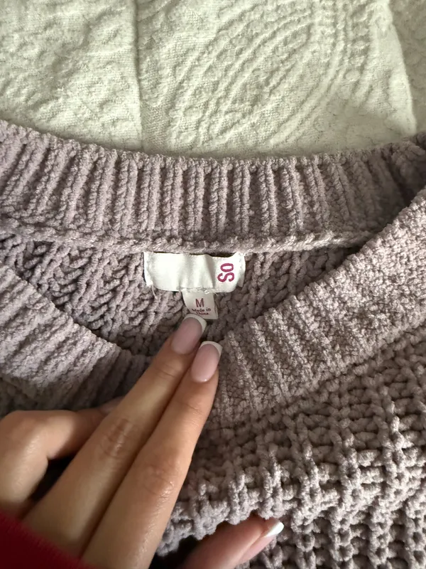 sweater Size M - Image 2