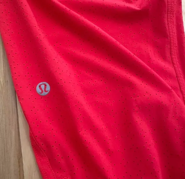 Lululemon - Image 5