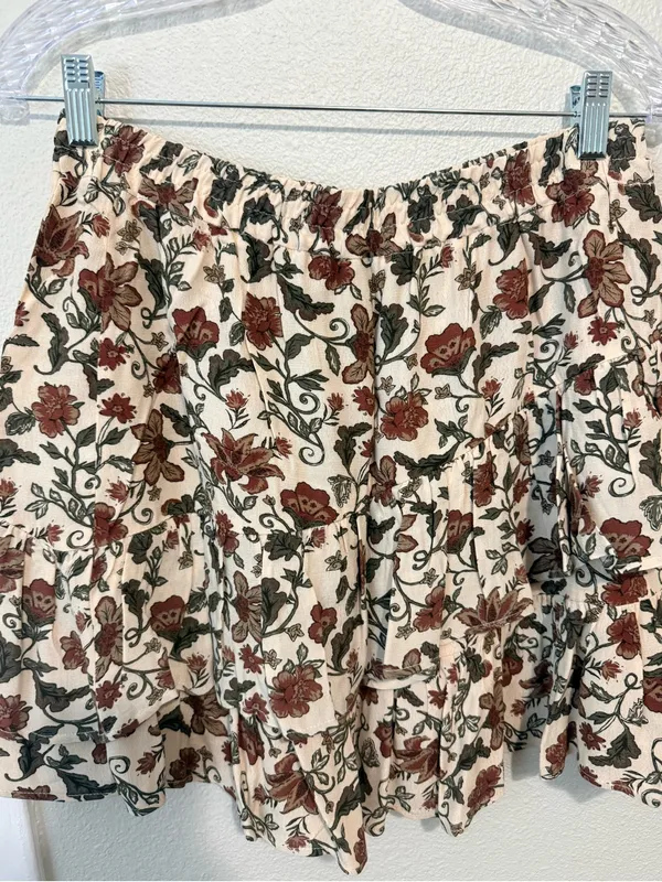Cream Floral Ruffle Skirt Set with Brown and Green Print - Image 4