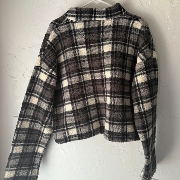 Love Tree Plaid Fleece Quarter‎ Zip Cropped Pullover Sweatshirt Women's Large - Image 7