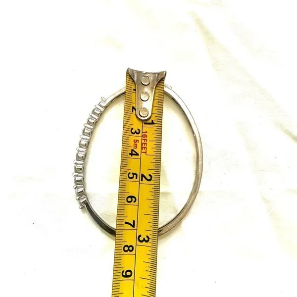 Rhodium plated cubic zirconia hinged bangle bracelet - Image 7