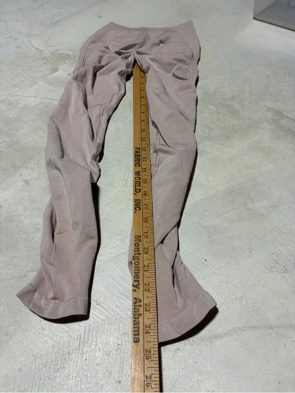 Alphalete mauve leggings small - Image 2