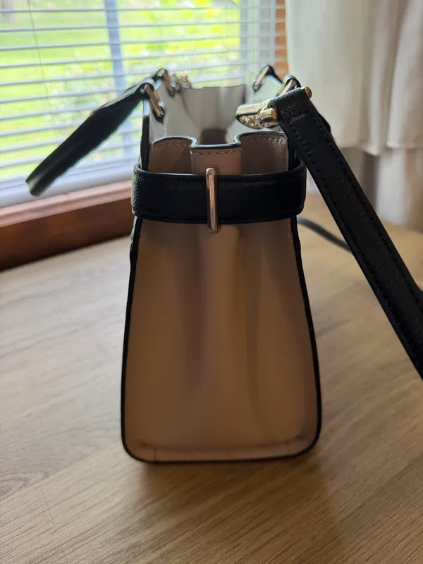 Kate Spade Purse - Image 4